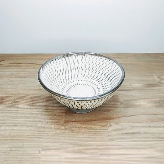 小鹿田焼の【割引中！】茶碗　飛び鉋(とびかんな)　白