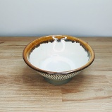 小鹿田焼の茶碗　飛び鉋(とびかんな)　フチ茶